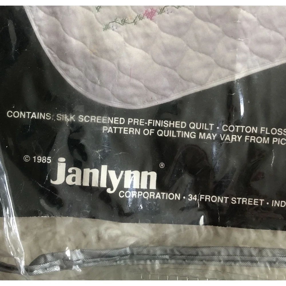 Vintage Janlynn Baby Nursery Time Quilt Kit 1985 Printed Cross Stitch #269-11
